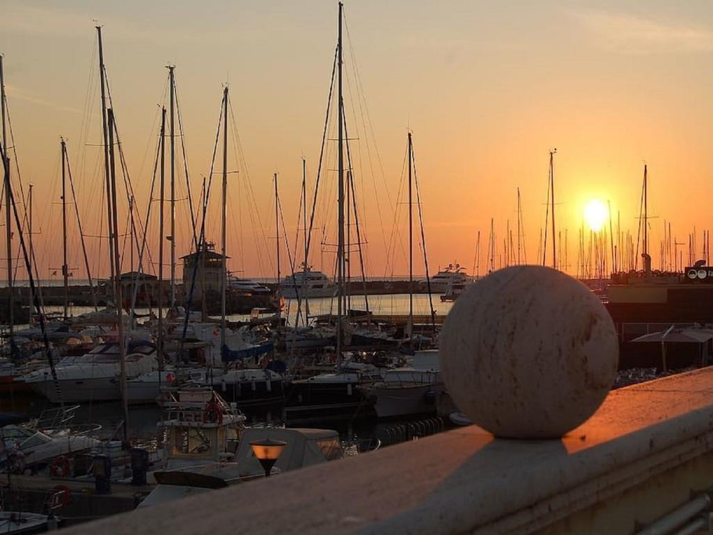 Il Sole Di Ostia Apartment Exterior photo